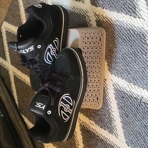 Heelys Size 7